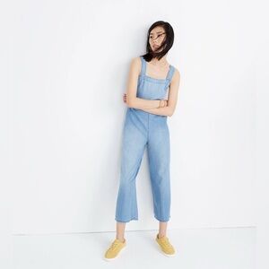 Madewell Denim Apron Bow-Back Jumpsuit Size 4